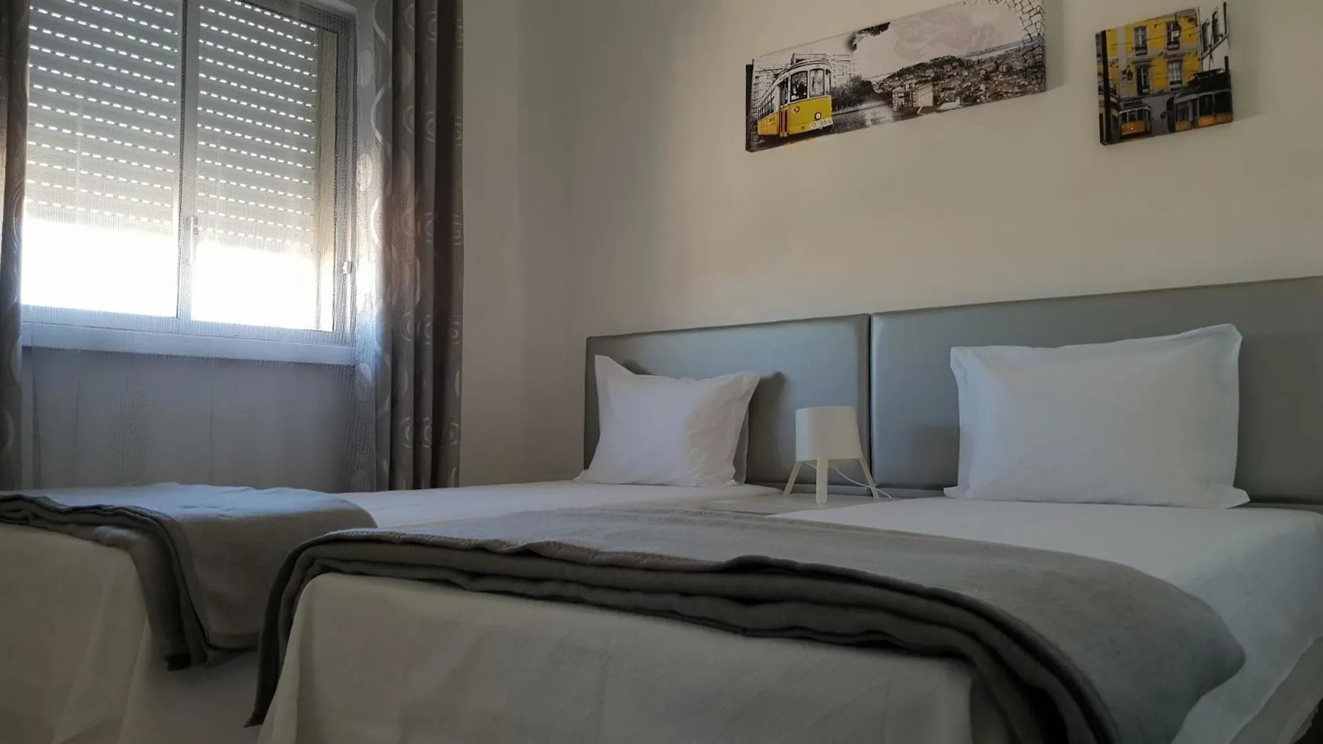 Apartment With 3 Bedrooms In Lisboa, With Wifi - 23 Km From The Beach 0*, リスボン ポルトガル